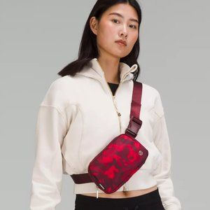 [NWOT] Lululemon Lunar New Year Sonic Lunar Everywhere Belt Bag 1L